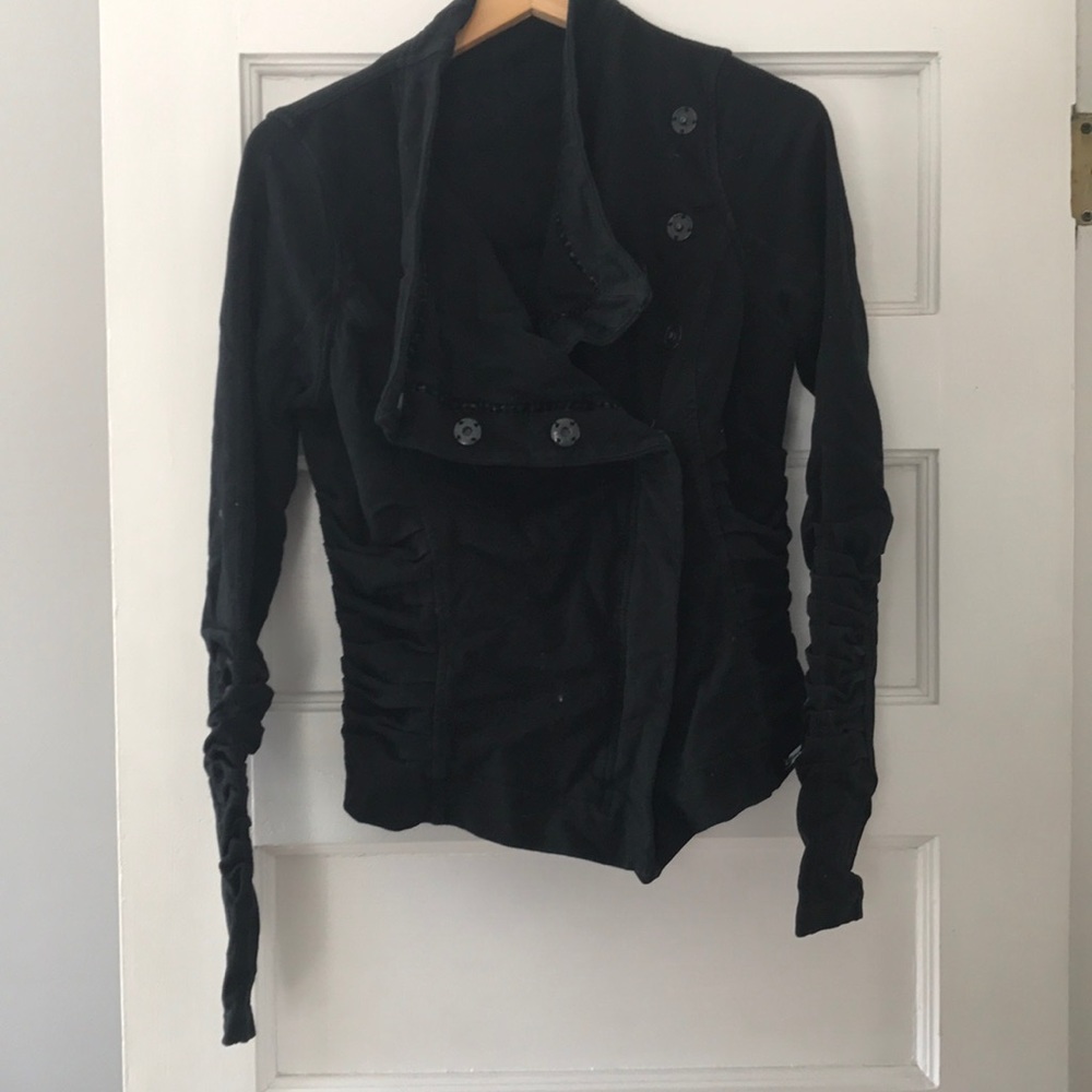 lululemon cropped jacket